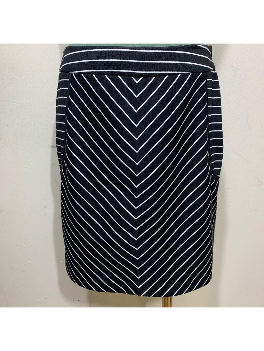 Darjoni Pencil Skirt Womens 6 Black White Striped Chevron Stretch Office Pockets